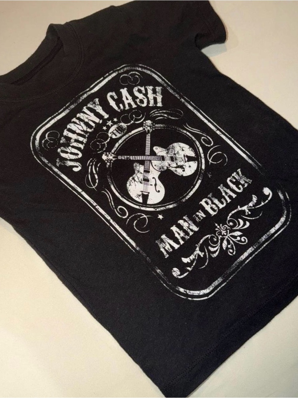 Johnny Cash 'Man in Black' Graphic Tee - Black